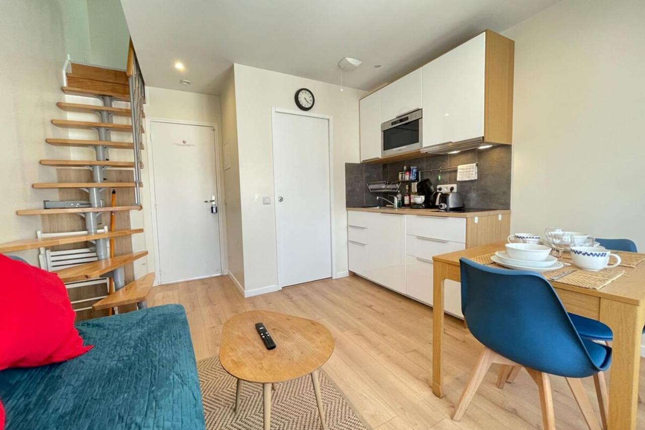 M8 Le Vieux Massyrer600Morly20 Minnetflixneuf Massy  Extérieur photo