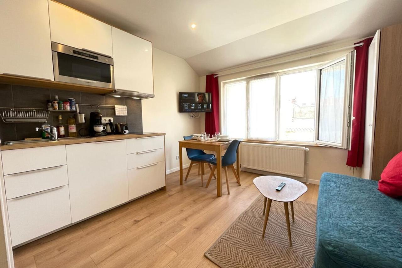 M8 Le Vieux Massyrer600Morly20 Minnetflixneuf Massy  Extérieur photo